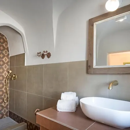 Gallicantu Stazzo Retreat מלון 4*