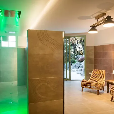 מלון Gallicantu Stazzo Retreat 4*