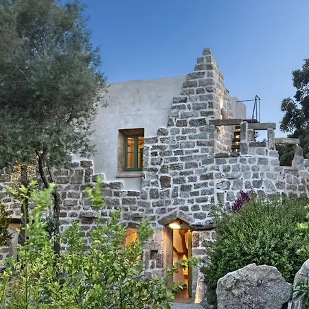 Hotel Gallicantu Stazzo Retreat 4*